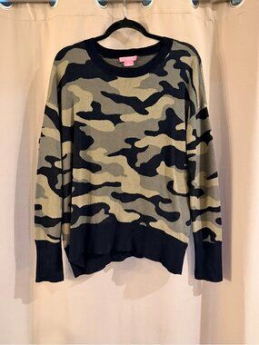 Isaac Mizrahi Camo Knit Pullover Sweater in Olive and Black